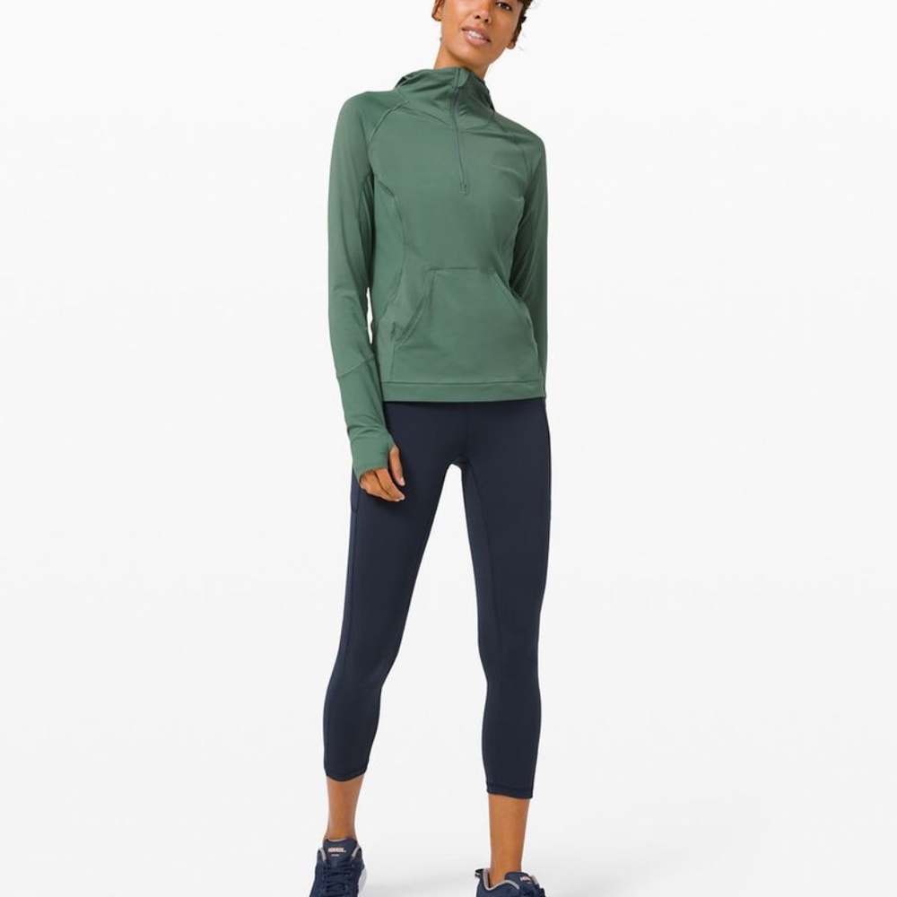 *NWT* Lululemon Invigorate HR CROP 23" SIZE 4